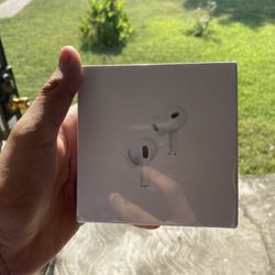 AIRPOD 2ND GEN (negotiable)