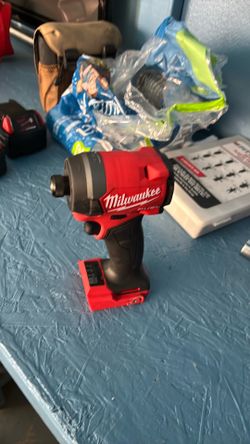 Taladro Milwaukee