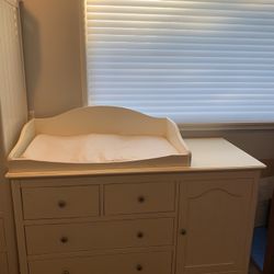 Changing Table/ Dresser