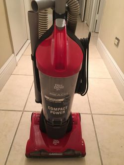 Dirt Devil Vacuum
