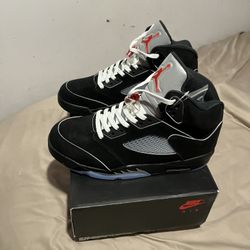 Jordan 5 Retro Black Metallic