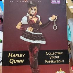 SDCC 2016 Exclusive Harley Quinn Collectible