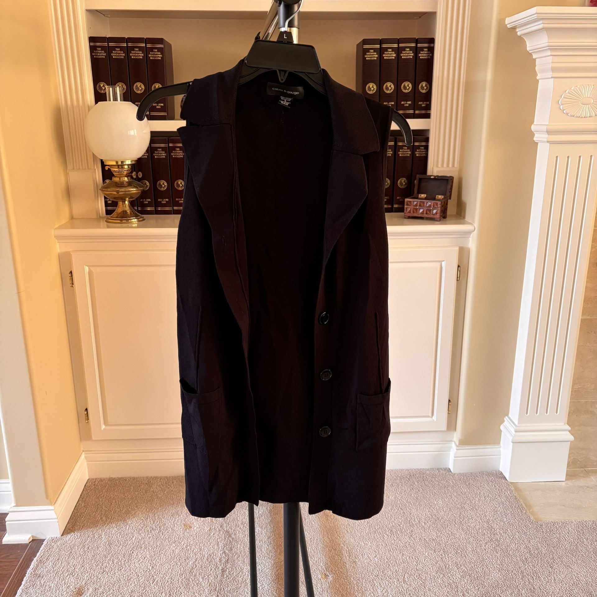 Cable & Gauge Sleeveless Black Vest Women’s