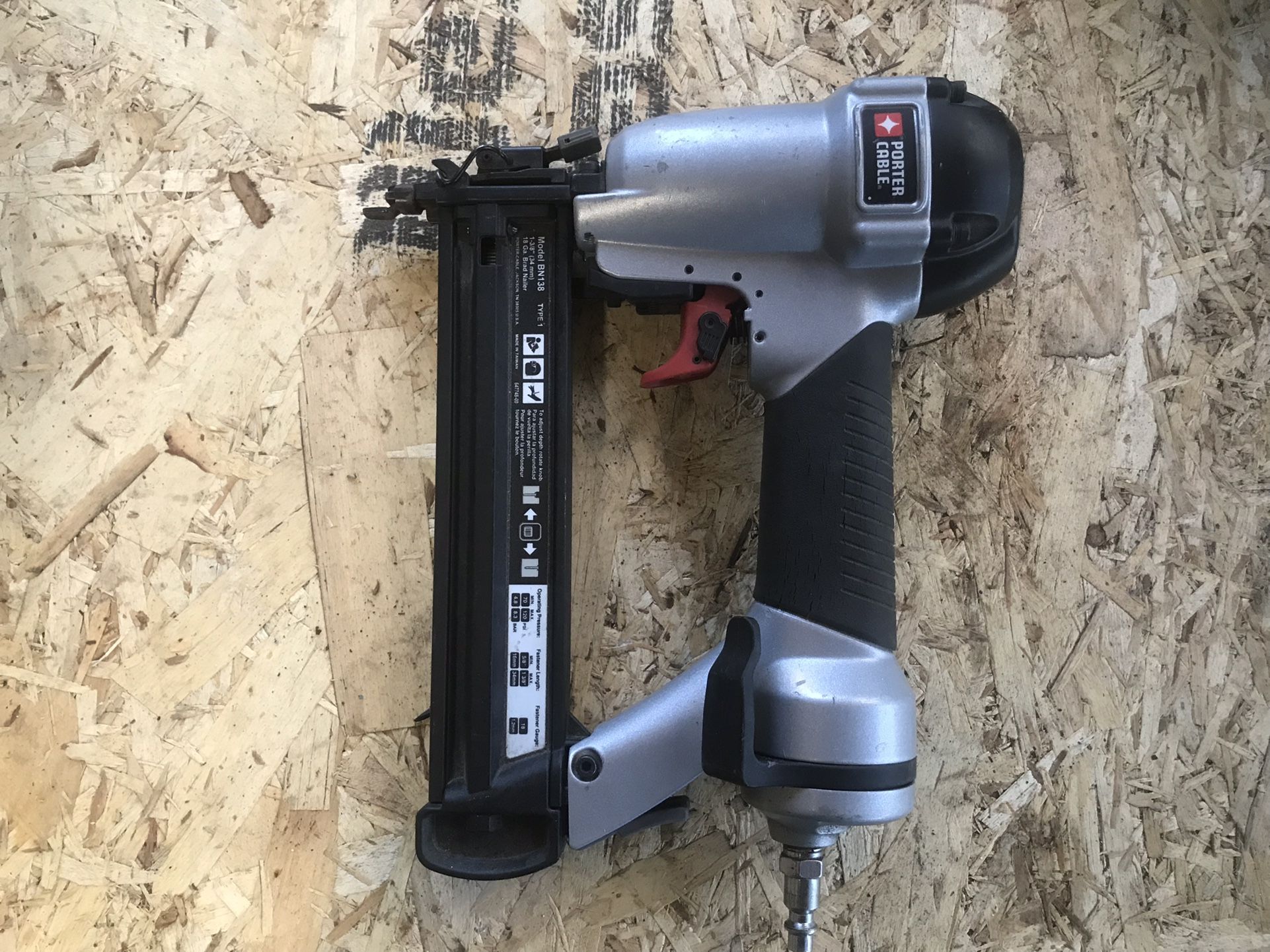 PORTER CABLE Brad Nailer (BN138)