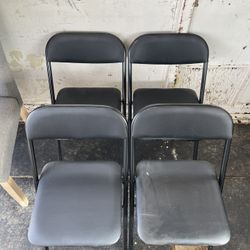 Set Of 4 Folding Chairs