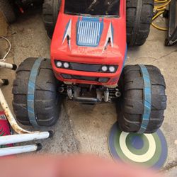 Big wheel remote control.
Truck