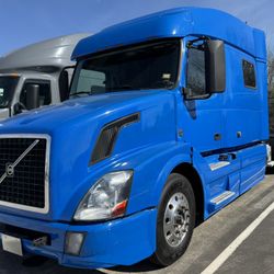 2013 Volvo VNL