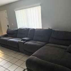 Recliner Sofa 