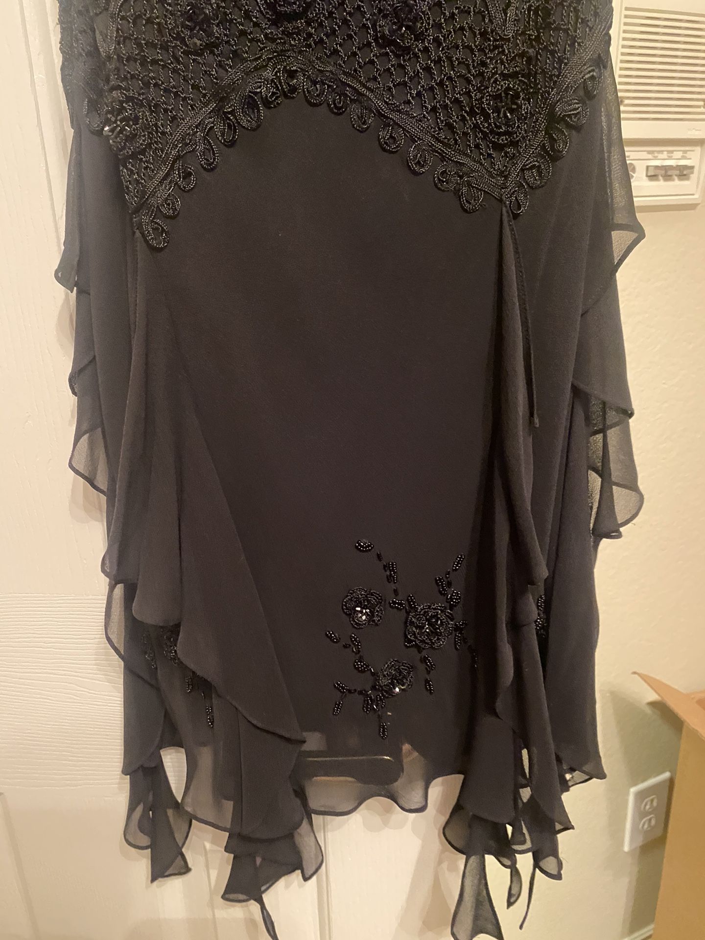 Absolutely Stunning Sue Wong Silk Mid Length Black Gown