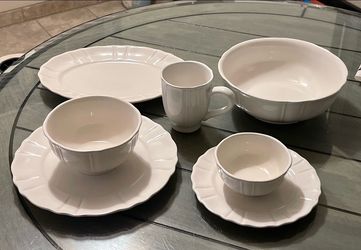32 pcs JCP dishware