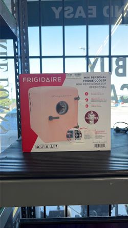 Mini fridge (BRAND NEW)