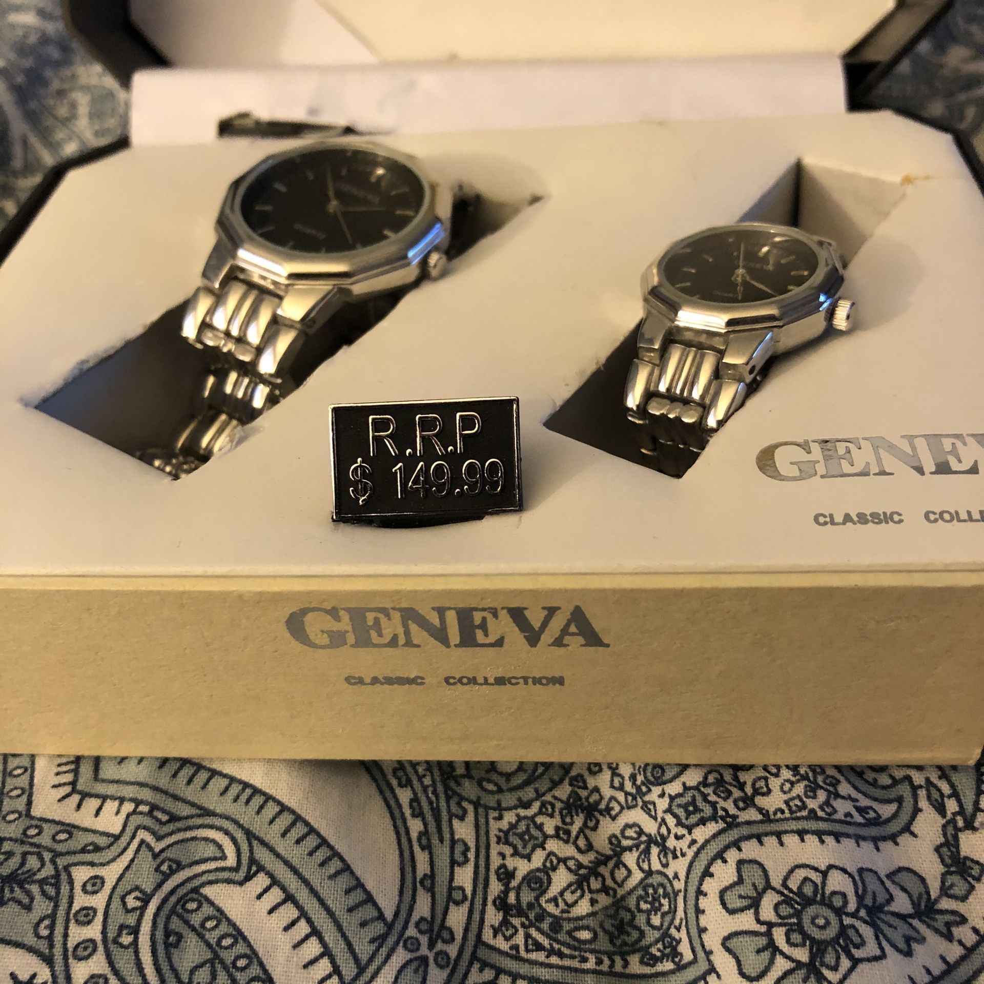 DOUBLE SIGNED Geneva オークションカタログ Geneva classic collection men's and women's watches for Sale in