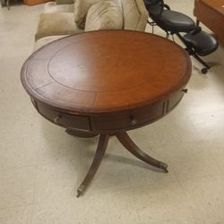 Ethan Allen Rent Table $200