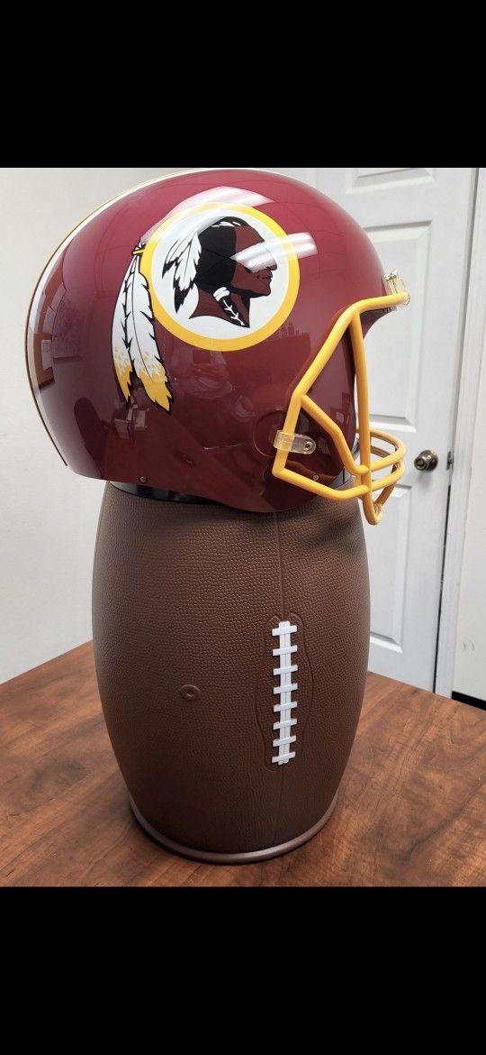 WASHINGTON REDSKINS FANBASKET 29IN TALL