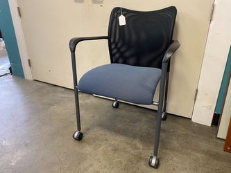Mesh Back Rolling Office Chair