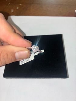 Woman’s rings , grate quality