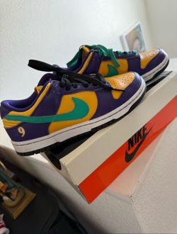 Nike dunks 5.5 Gs