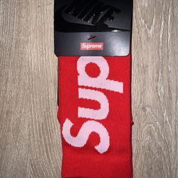 Supreme Sock 