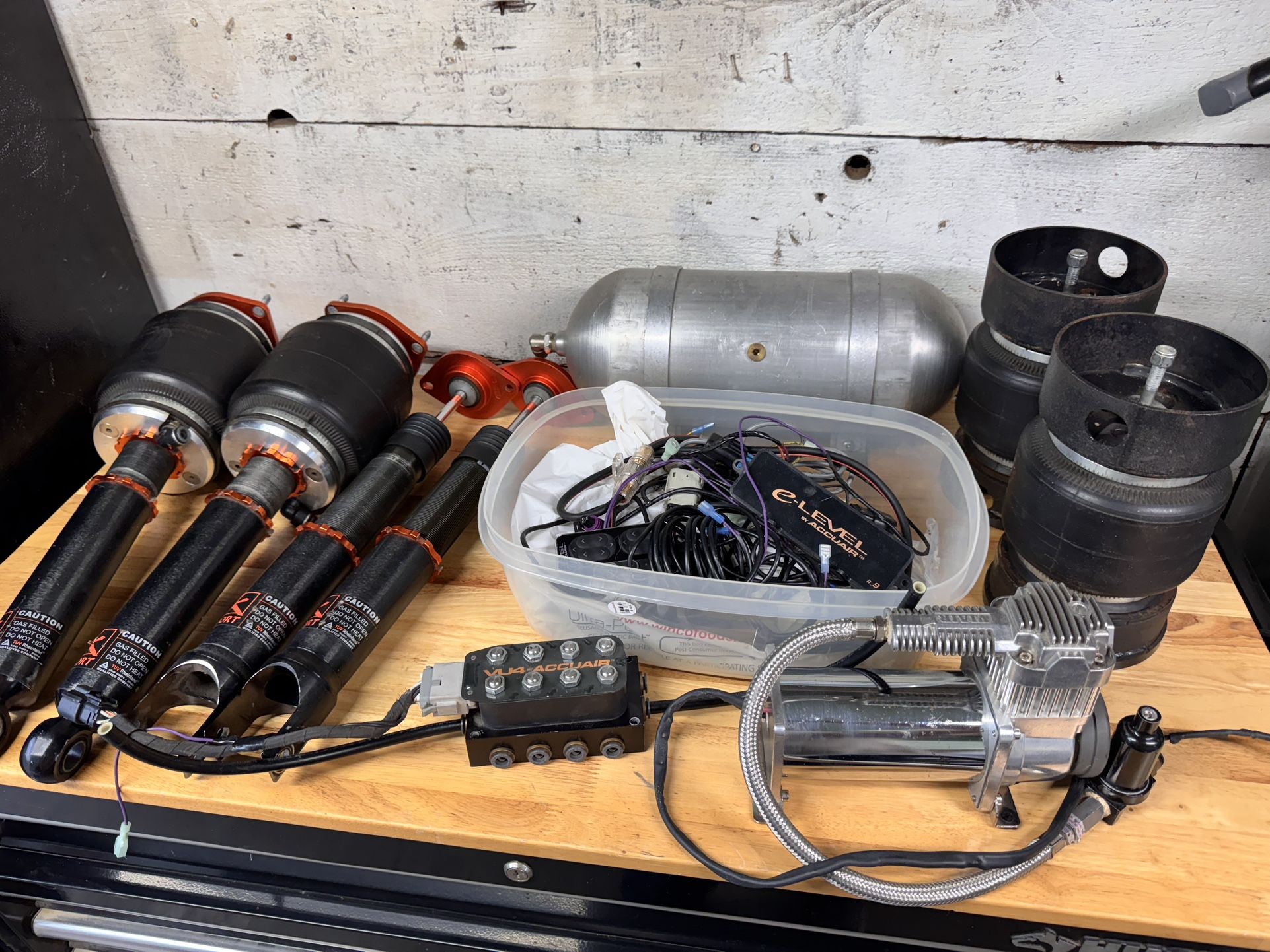 Nissan 370z / Infiniti G37 Air Ride Suspension