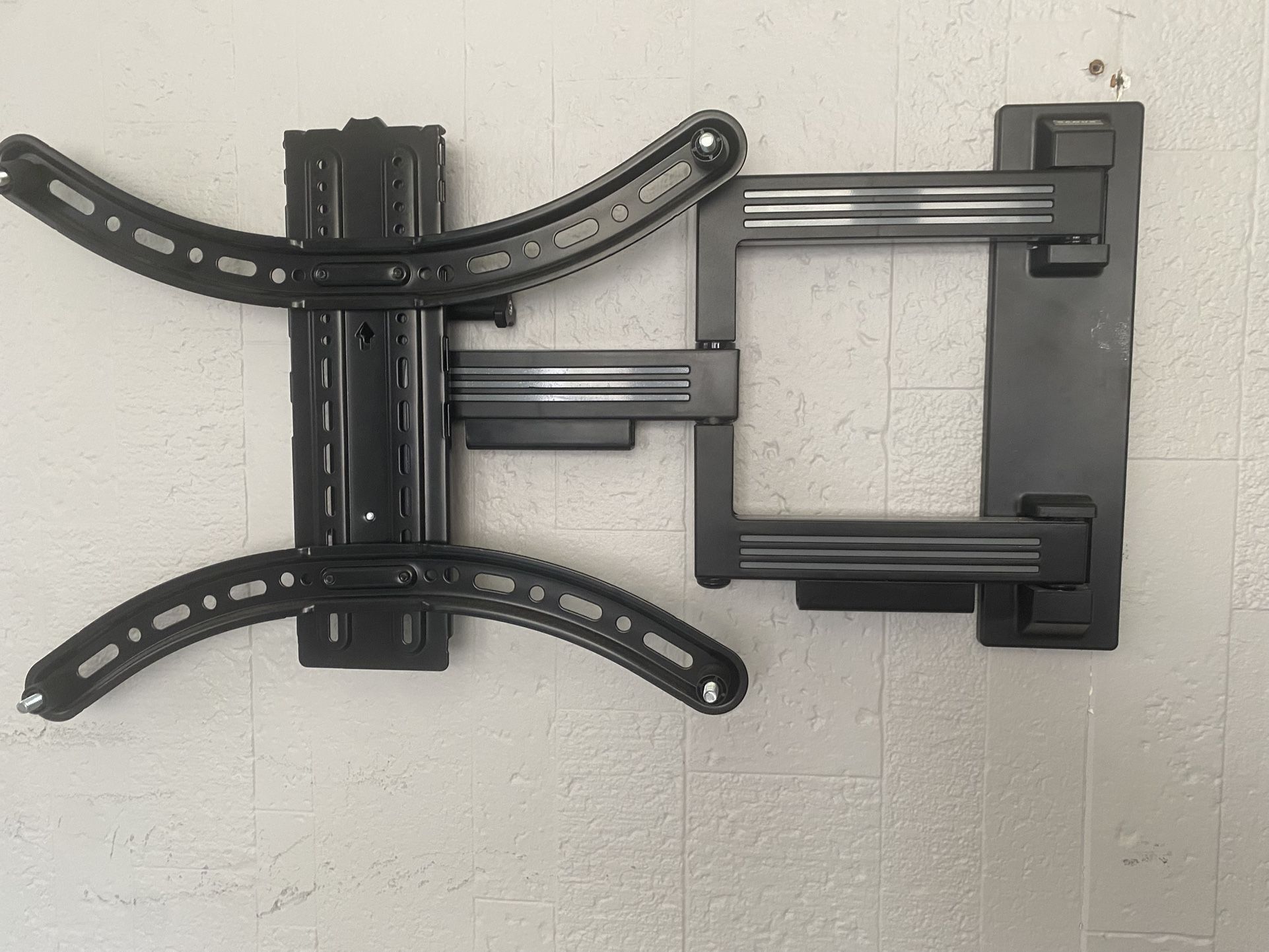 Sanus Full Motion Tv Wall Mount 22-55” With Box