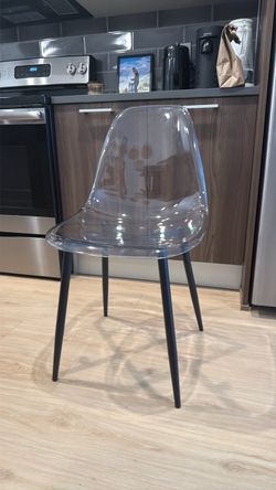 4 Dining Chairs