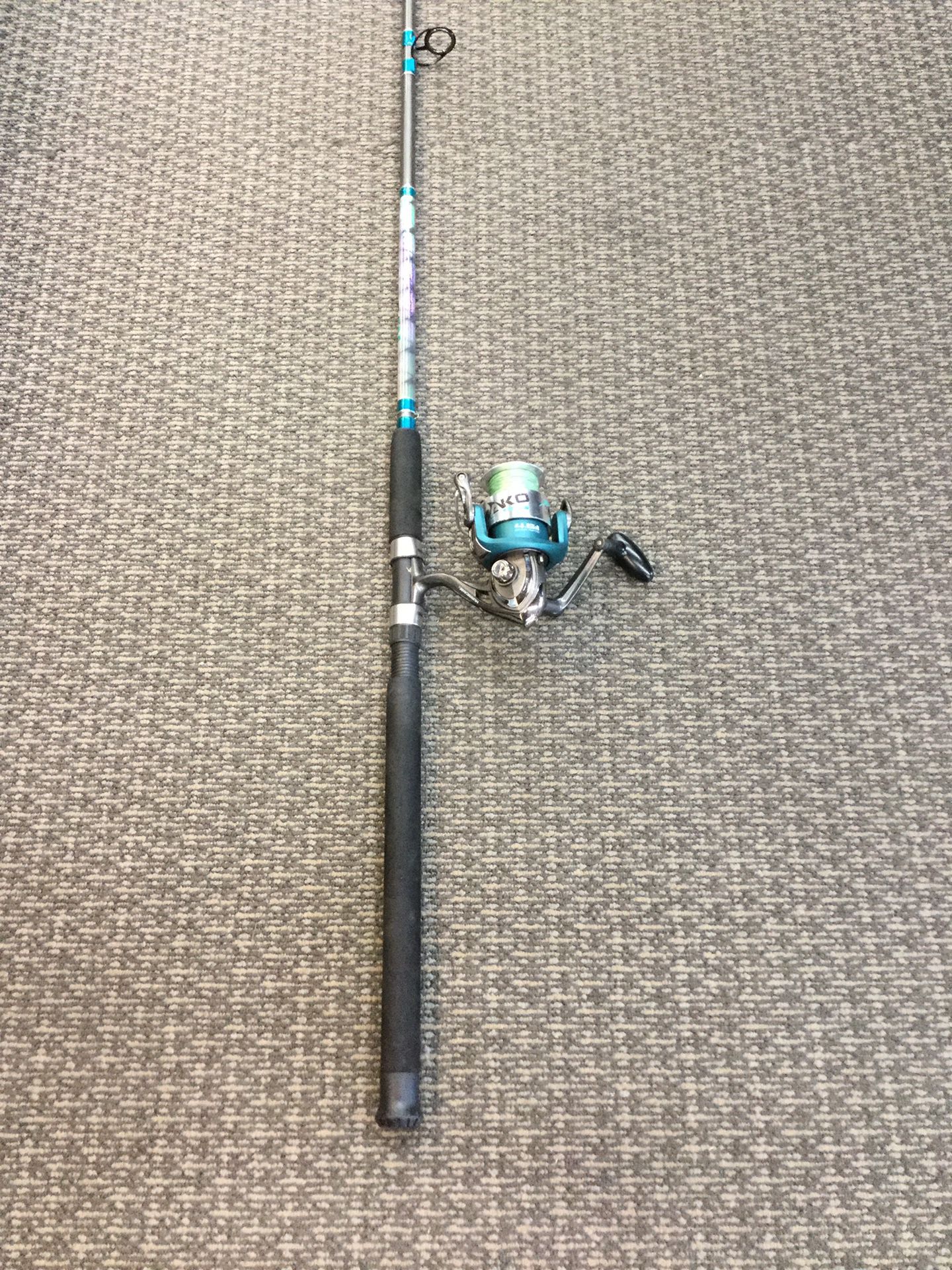 Hurricane Mako Isurus Spinning Combo Fishing Rod / Fishing Pole