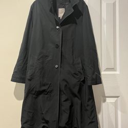 Drizzle Black Raincoat size 12