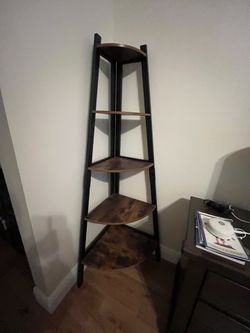 Corner bookcase