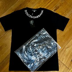 Dolce Gabbana Shirts I Have Large And Medium 