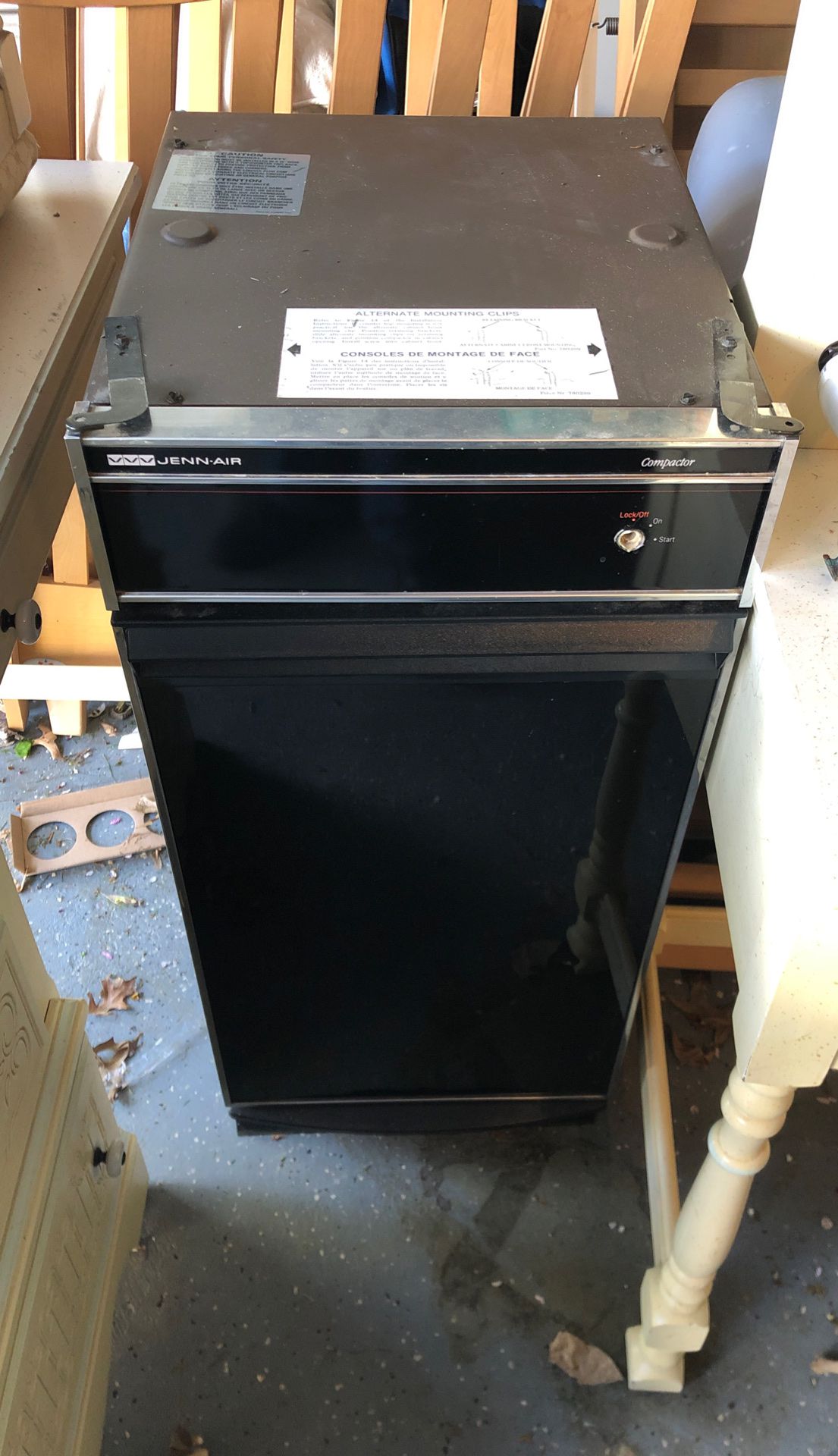 Jenn Air 15 wide trash compactor. Worked but knob broke and we replaced with a mini fridge.