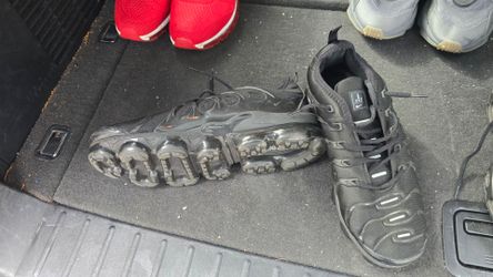 Nike Air VaporMax Plus Black Sneakers