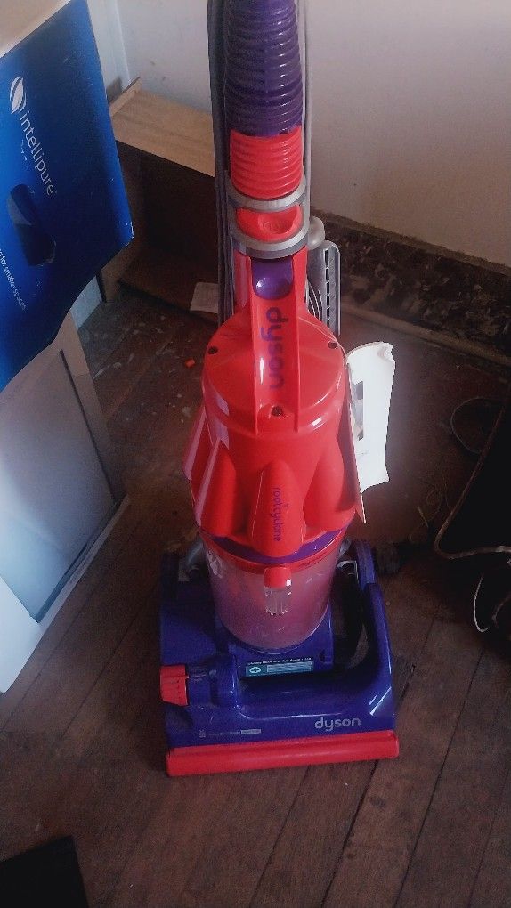 Dyson Vacuum