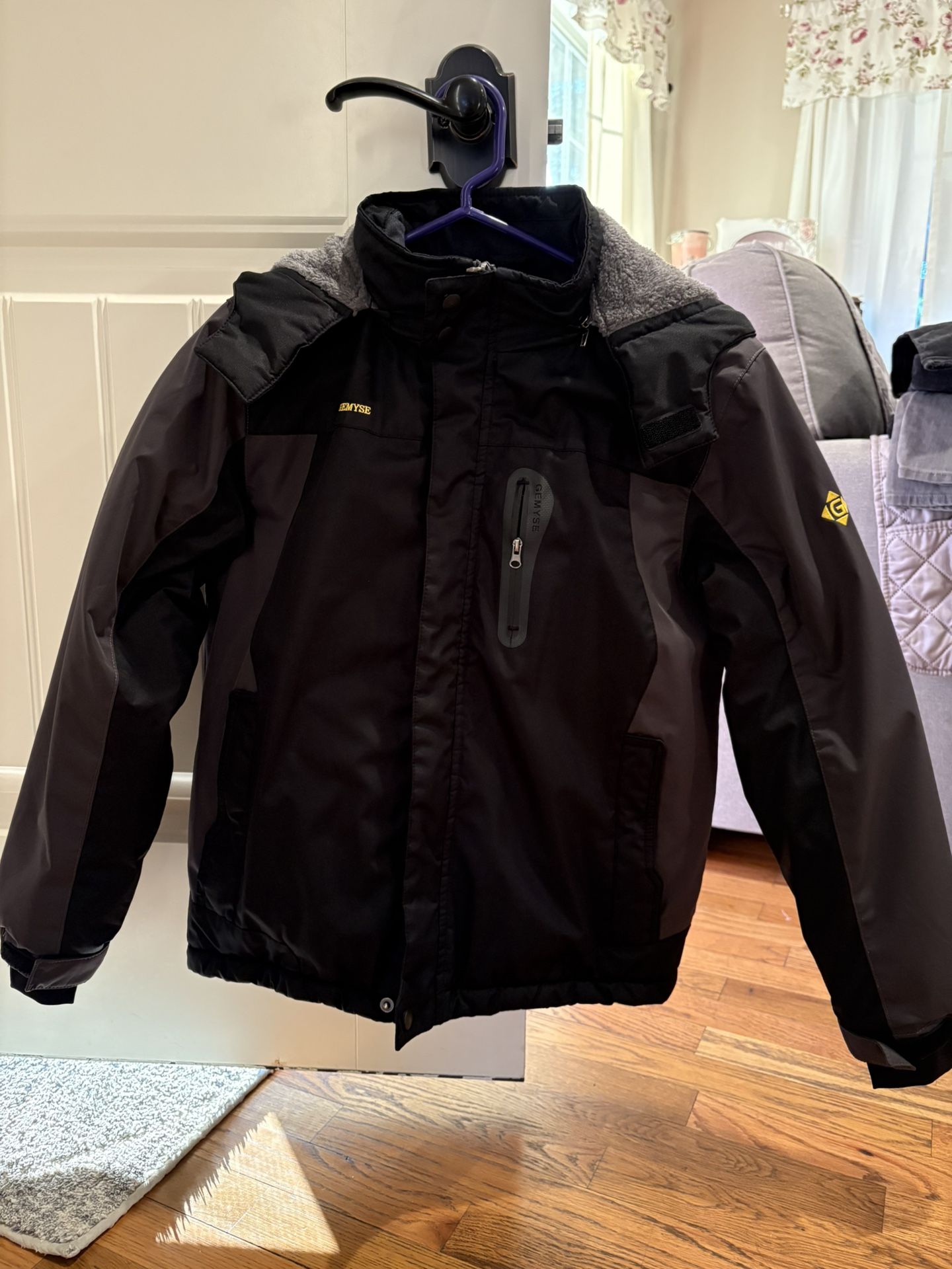 Boys Waterproof Winter Jacket Size 10/12