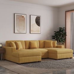 Beautiful Yellow/orange Sofa 