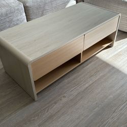 BRAND NEW COFFEE TABLE
