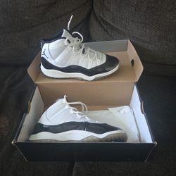 Like New * 3y Jordans 3 Pair Flawless 