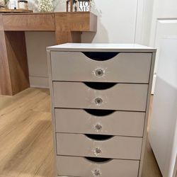 vanity drawers 