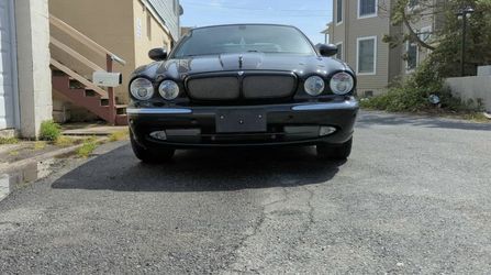 2005 Jaguar XJ-Series Thumbnail