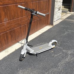 Ninebot Scooter 