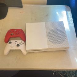 Xbox With Coustom Controllers