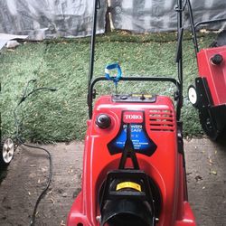 TORO POWER CLEAR 721 E  4 CYCLE ENGINE ELECTRIC START 21" WIDTH 