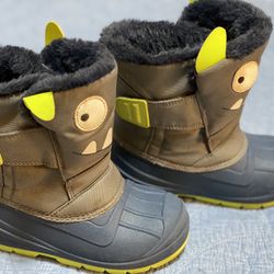Cozy Cat&Jack Snow Boots (kids size 11)