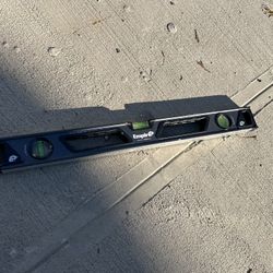 Empire 24-Inch Box Level with Heavy-Duty Ribbed Frame