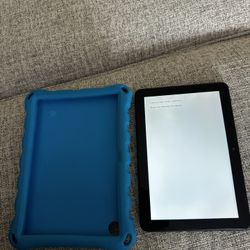 Amazon Fire HD 8 tablet, 8" HD display, 64 GB With Case And Charger