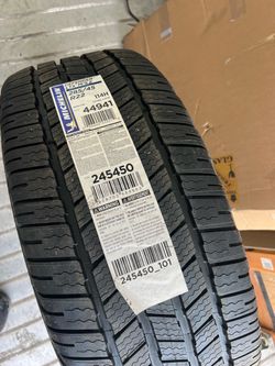 Michelin Defender LTX M/S 2 285/45R22 Tire