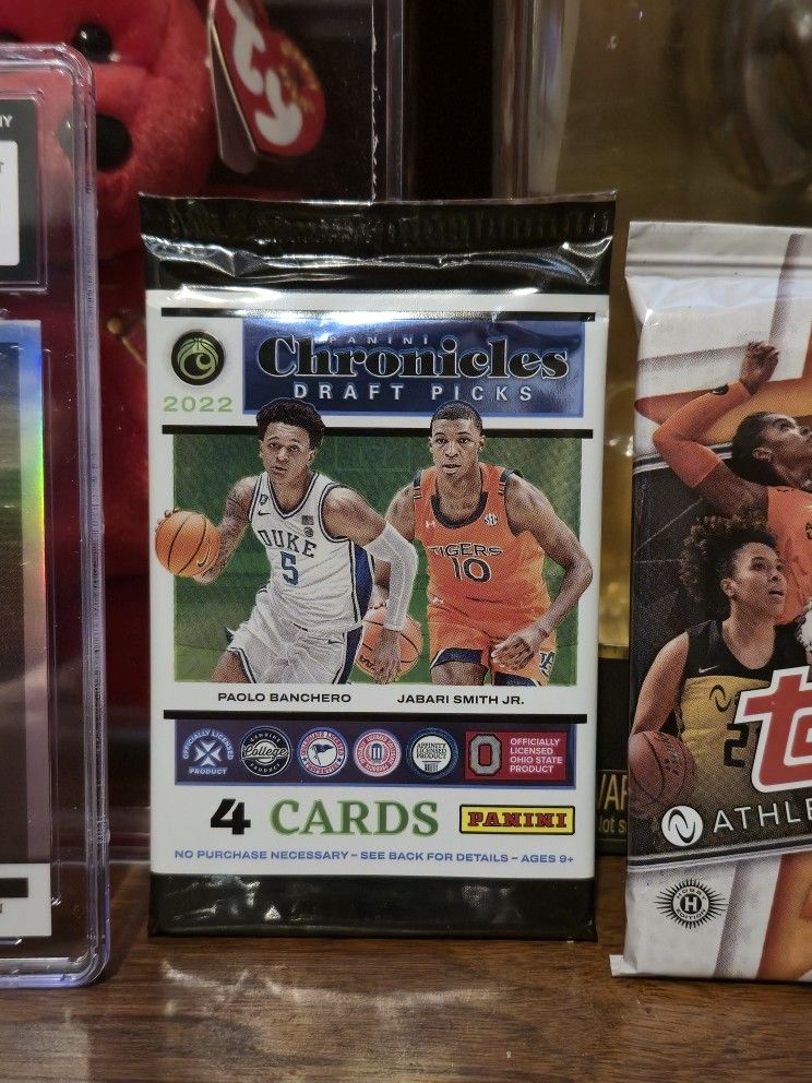 2022-23 Panini Chronicles Draft Picks Basketball Factory Sealed Pack UNOPENED.