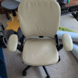 Steecase Leap V1 Leather Khaki Office Chair