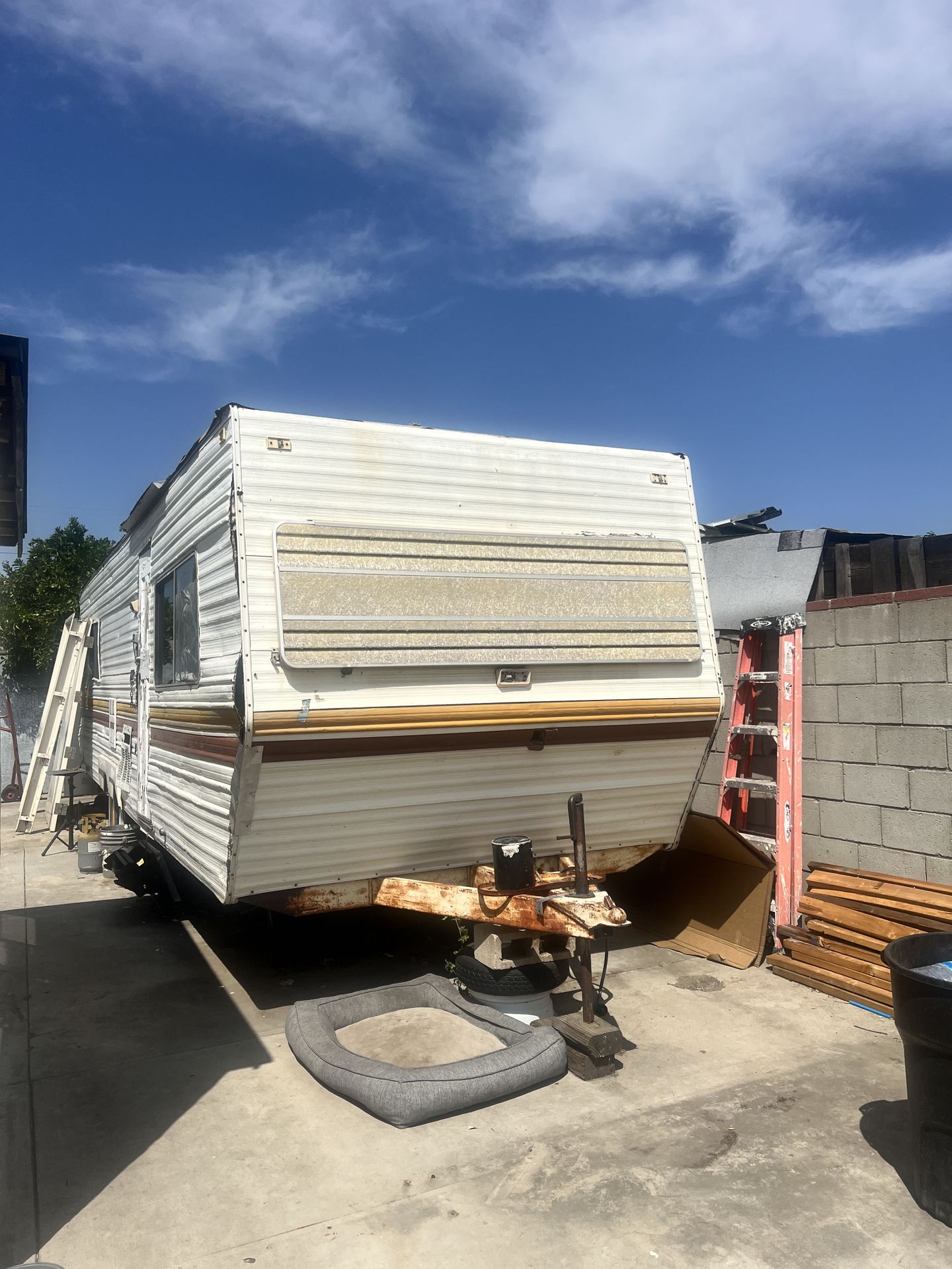 Free 28ft RV