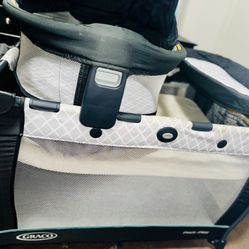 GRACO PLAYPEN