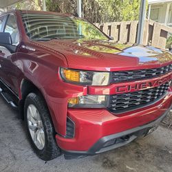 Chevrolet Silverado Custom 1500 
